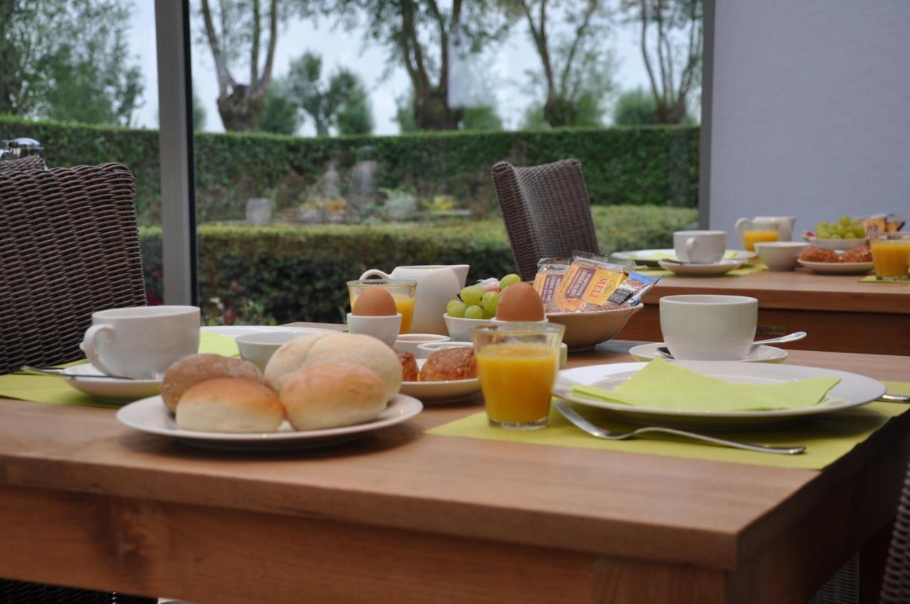 B&B Knotwilgenhoeve Knokke-Heist Esterno foto